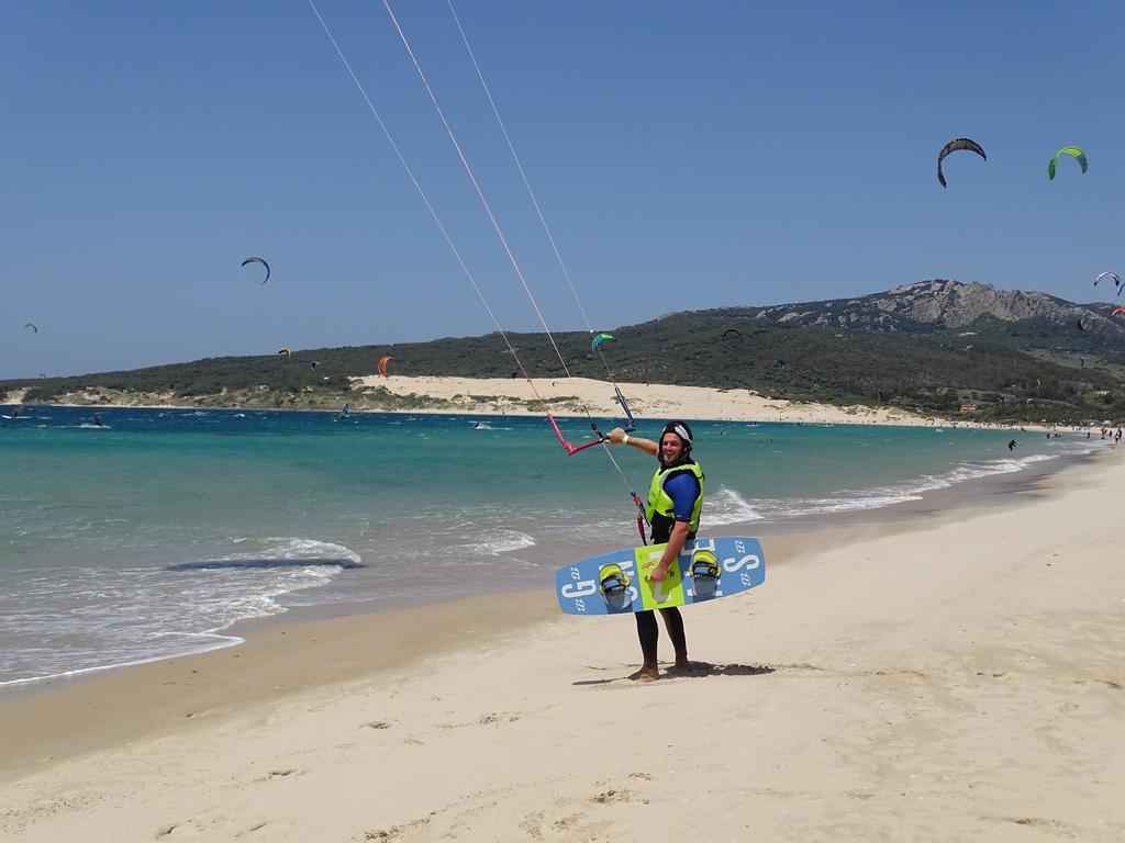 100% Fun Tarifa Exterior foto